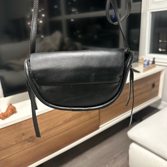 3/$20 Zara - Small Crossbody Bag - Picture 2 of 3